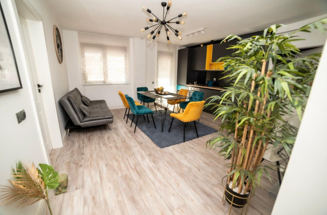 Apartament cu 3 camere, 60 mp, terasa, zona VIVO