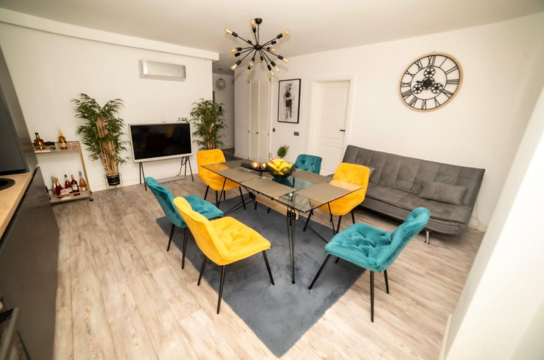 Apartament cu 3 camere, 60 mp, terasa, zona VIVO