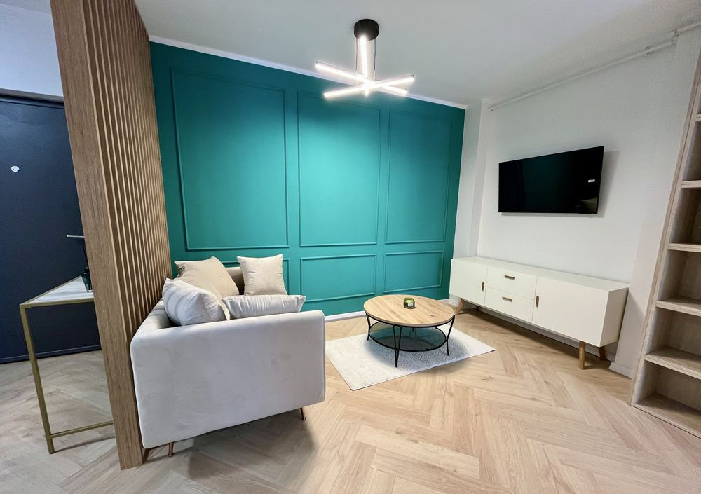 Apartament Eroilor blocuri Albe 3 camere 55mp mobilat Lux