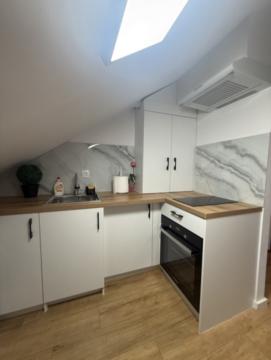 Apartament 1 camera - 47,45 mp - mobilat complet - zona Florilor!