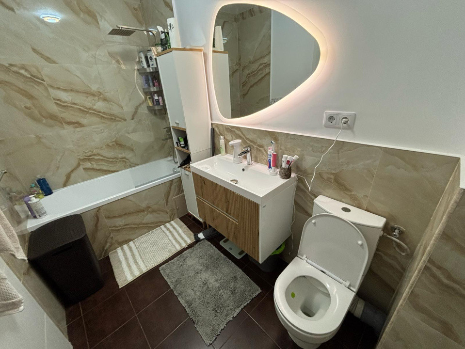 Apartament cu 3 camere, 66 mp, parcare, zona KIK