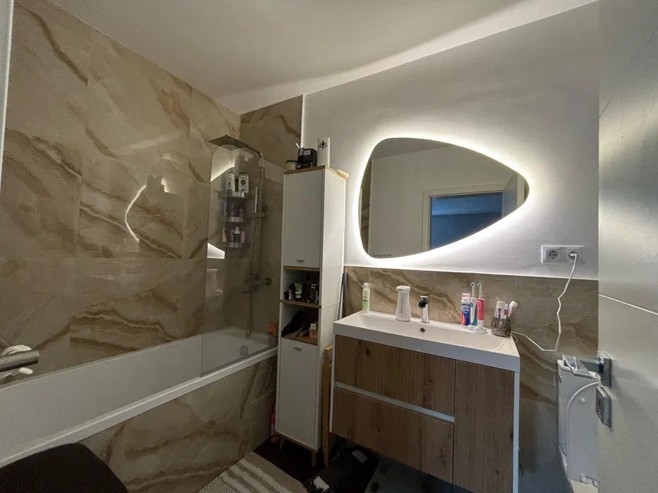 Apartament cu 3 camere, 66 mp, parcare, zona KIK