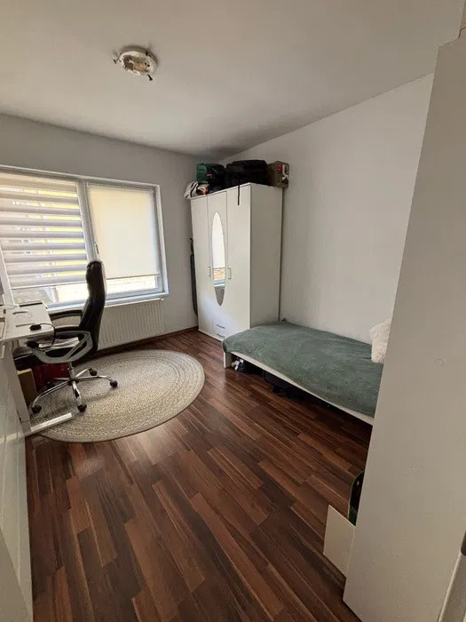 Apartament cu 3 camere, 66 mp, parcare, zona KIK