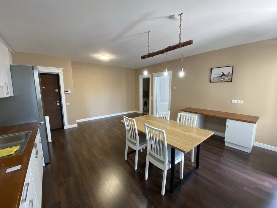 Apartament cu 2 camere, 52 mp, balcon, zona AMETYST