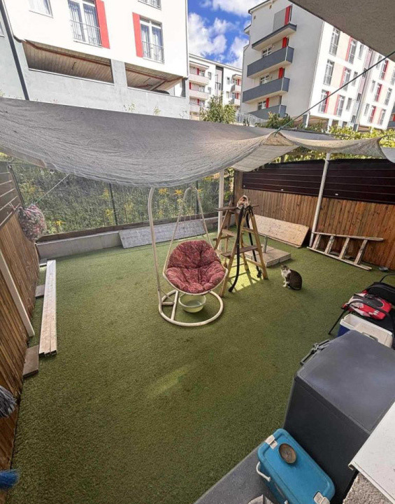 Apartament 2 camere, 42mp, terasa de 35mp, loc de parcare, zona Baciu