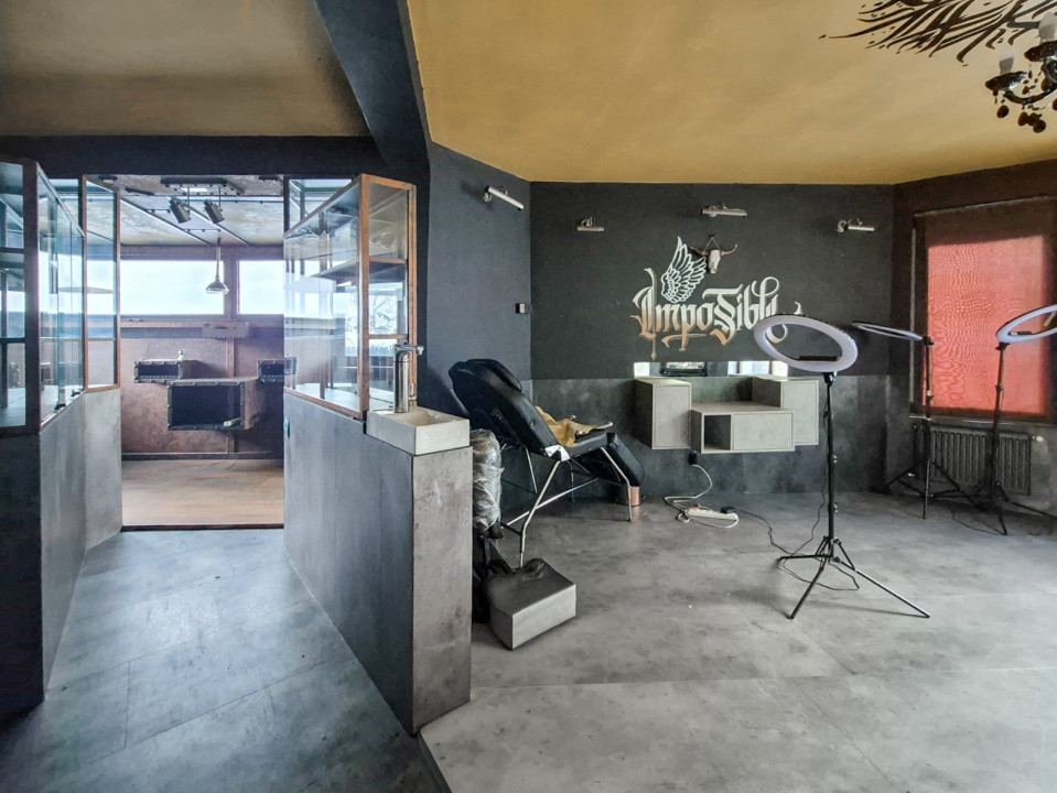 Spatiu comercial - 162mp / Parcari - zona Platinia