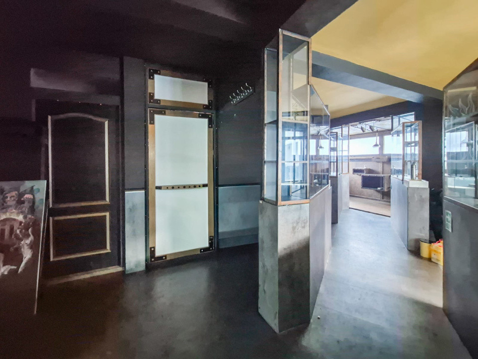 Spatiu comercial - 162mp / Parcari - zona Platinia