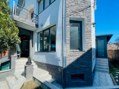 Spatiu comercial - 162mp / Parcari - zona Platinia