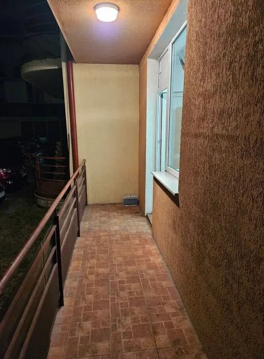 Apartament cu 2 camere, 57 mp, balcon, zona Eroilor
