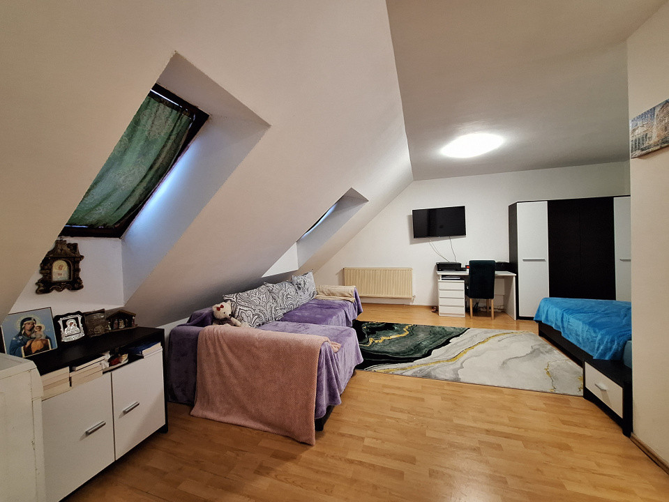 Apartament cu o camera, decomandat, 36 mp