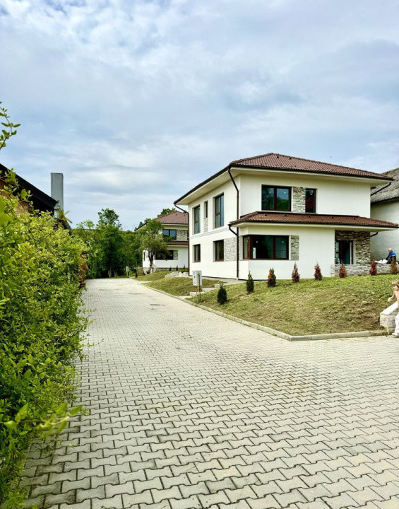 Casa individuala 150mp Chinteni D+P+E+Pod teren 542m 