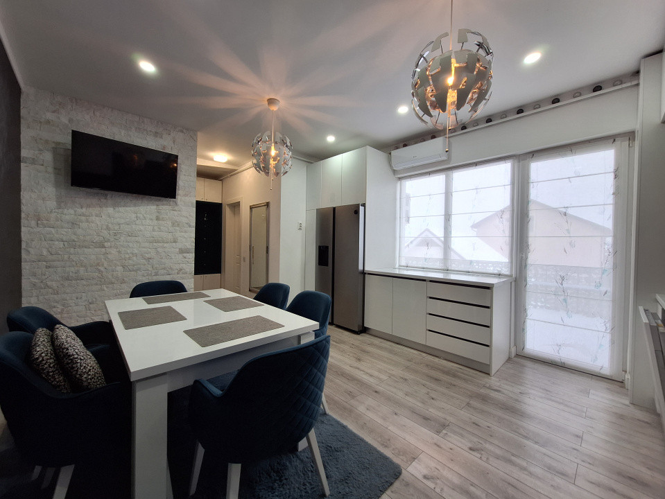 Apartament cu 3 camere, 55,3 mp, balcon, zona Tineretului