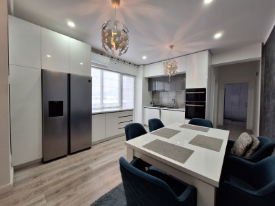 Apartament cu 3 camere, 55,3 mp, balcon, zona Tineretului