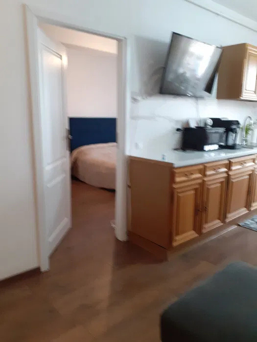 Apartament cu 2 camere, 40 mp, balcon, zona Terra