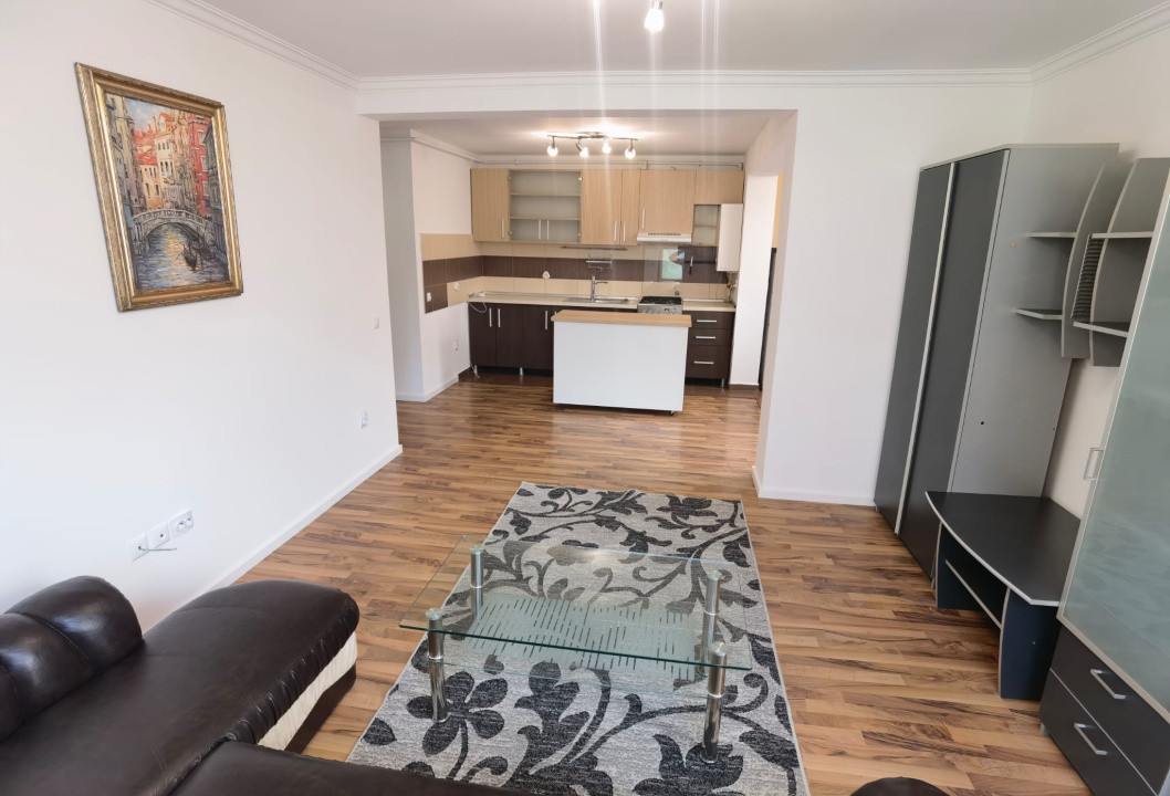 Apartament cu 2 camere, 47 mp, gradina de 49 mp, zona Terra