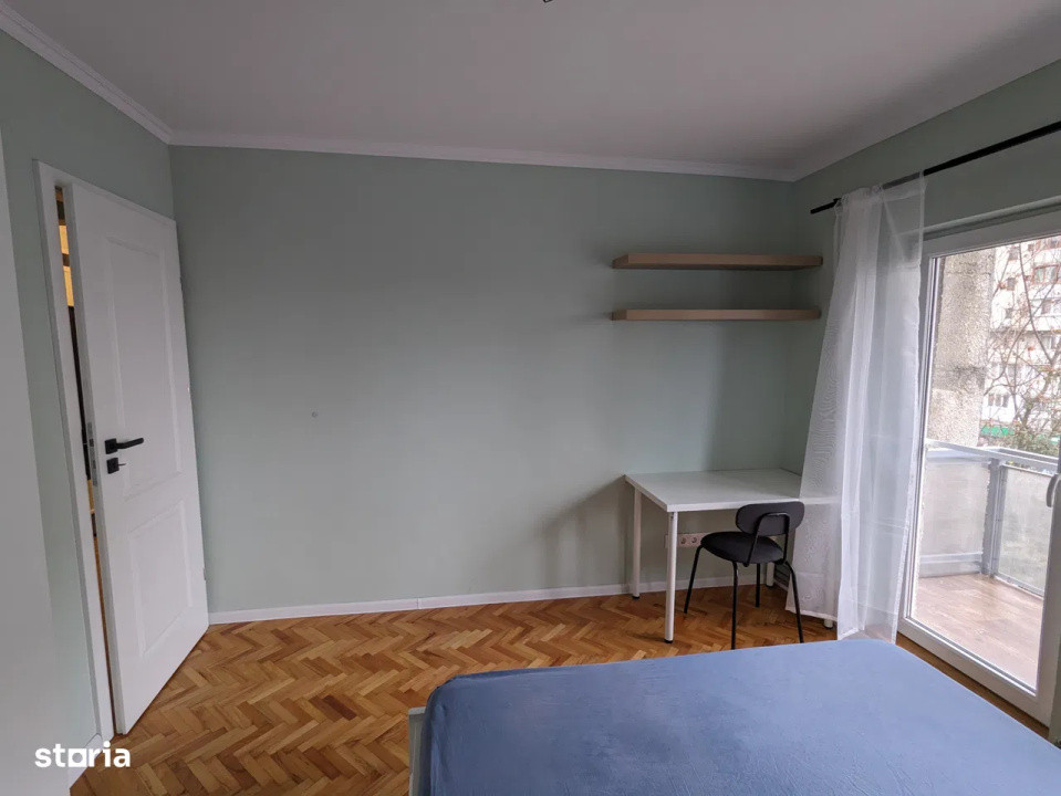 Apartament cu 3 camere, decomandat, 65 mp, 2 bai, etaj intemediar,zona Izlazului