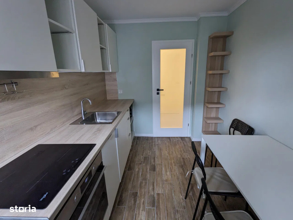 Apartament cu 3 camere, decomandat, 65 mp, 2 bai, etaj intemediar,zona Izlazului