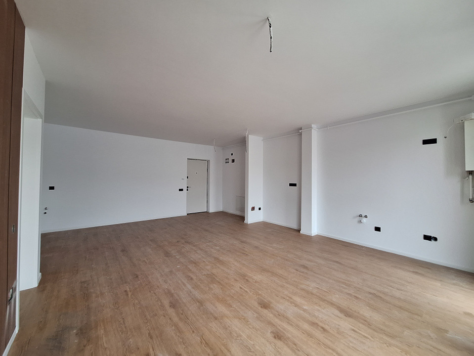 Apartament cu 2 camere finisat, 53 mp, balcon, zona Eroilor