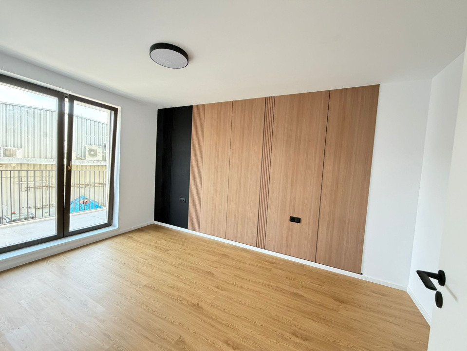 Apartament cu 2 camere finisat, 53 mp, balcon, zona Eroilor