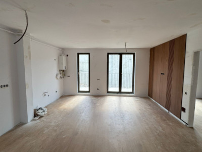 Apartament cu 2 camere finisat, 53 mp, balcon, zona Eroilor