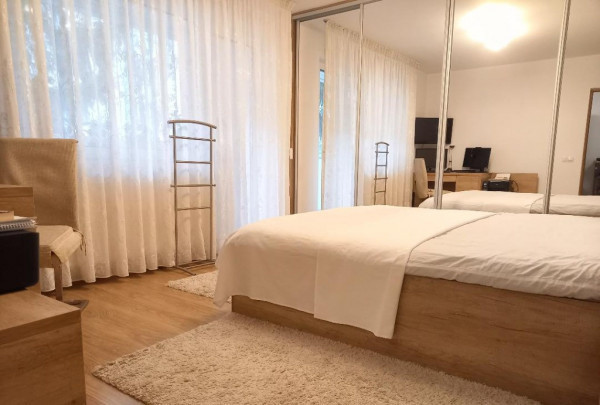 Apartament 3 camere la cheie! 70mp, etaj intermediar, zona Mehedinti