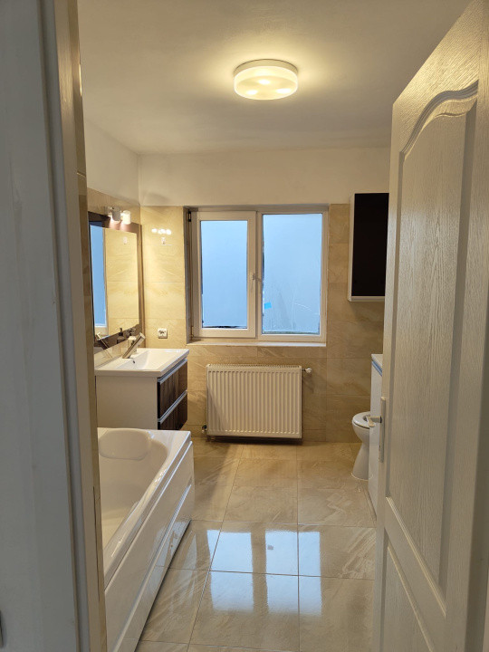 Apartament de închiriat in duplex,80mp utili+terasa mare,3 cam,2bai