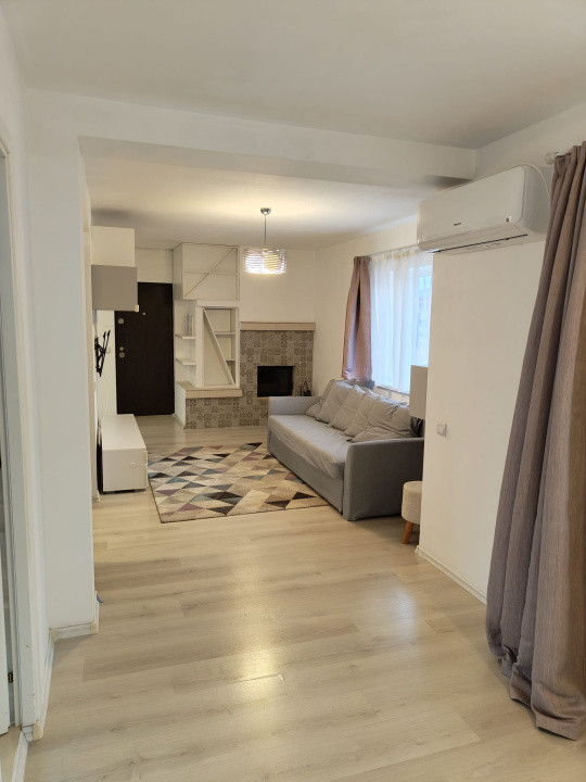 Apartament de închiriat in duplex,80mp utili+terasa mare,3 cam,2bai