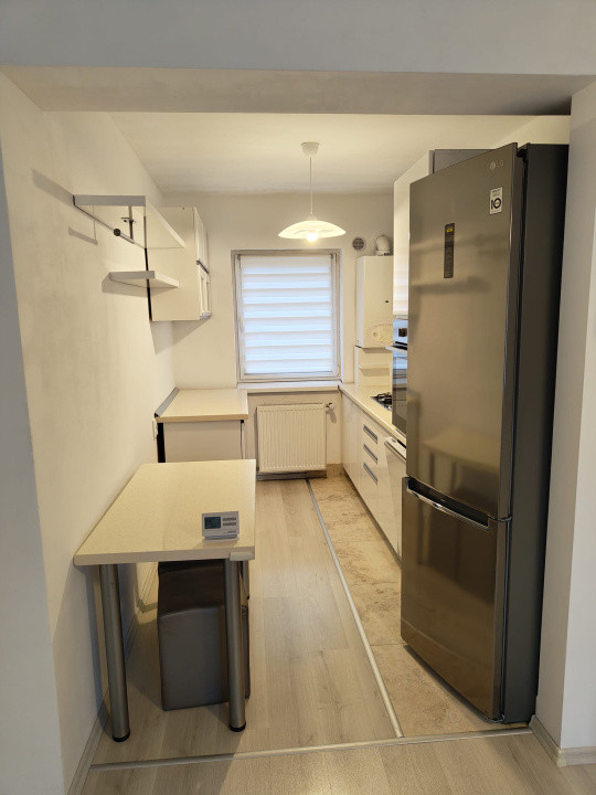 Apartament de închiriat in duplex,80mp utili+terasa mare,3 cam,2bai