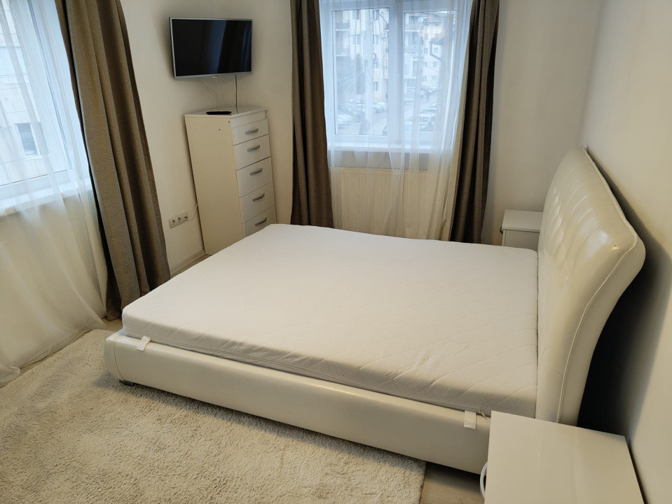 Apartament de închiriat in duplex,80mp utili+terasa mare,3 cam,2bai