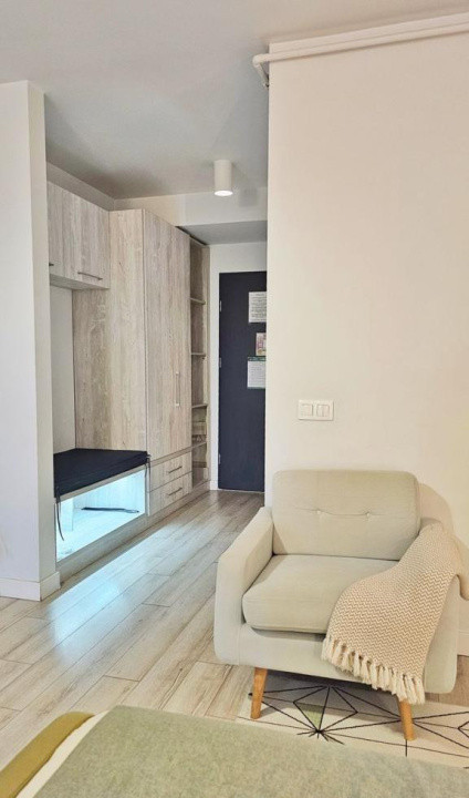 Apartament tip studio, 36mp + 7mp balcon, etaj intermediar, zona West Side