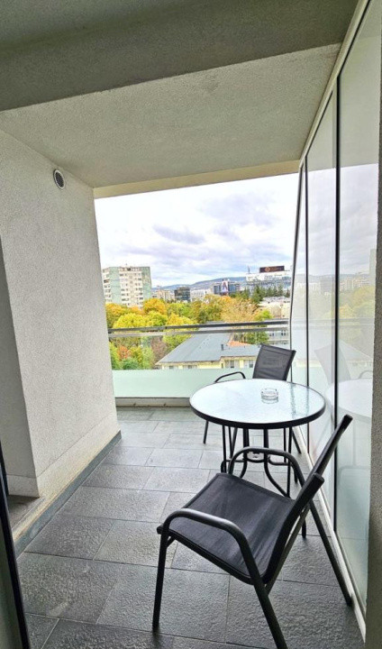 Apartament tip studio, 36mp + 7mp balcon, etaj intermediar, zona West Side