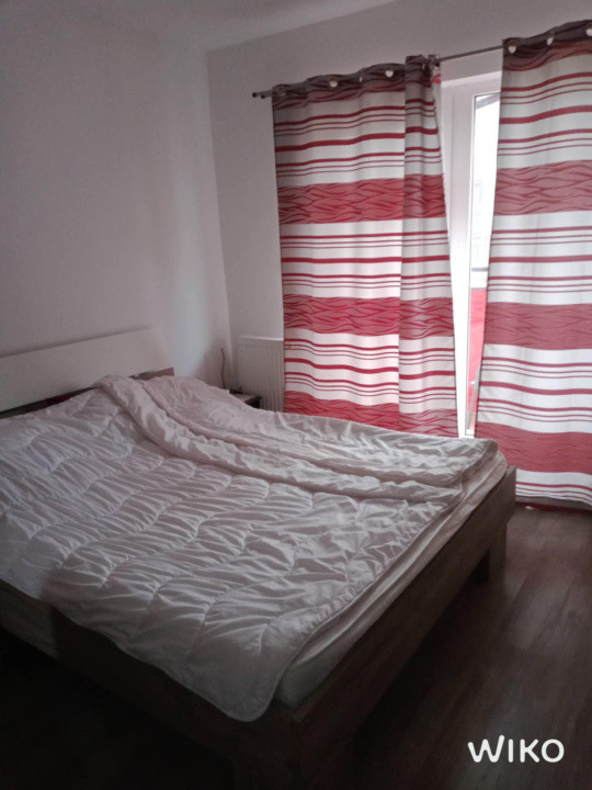 Apartament cu 2 camere,decomandat, 53 mp, zona Eroilor