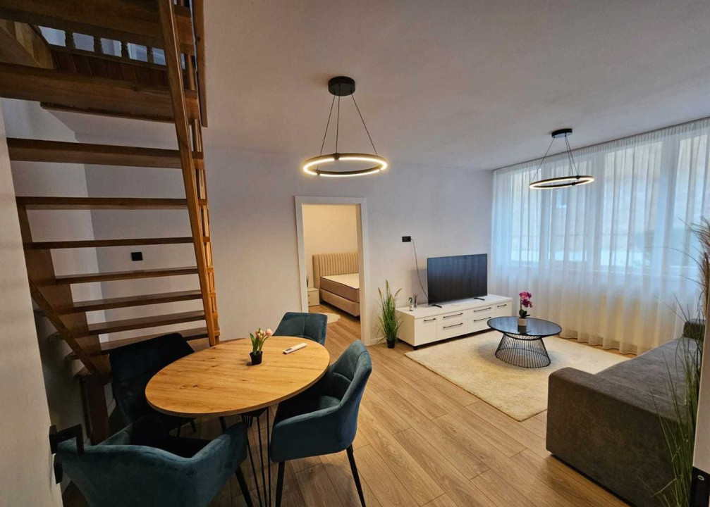 Apartament 3 Camere, 91 mp, 3 Bai, loc de parcare, zona Decebal