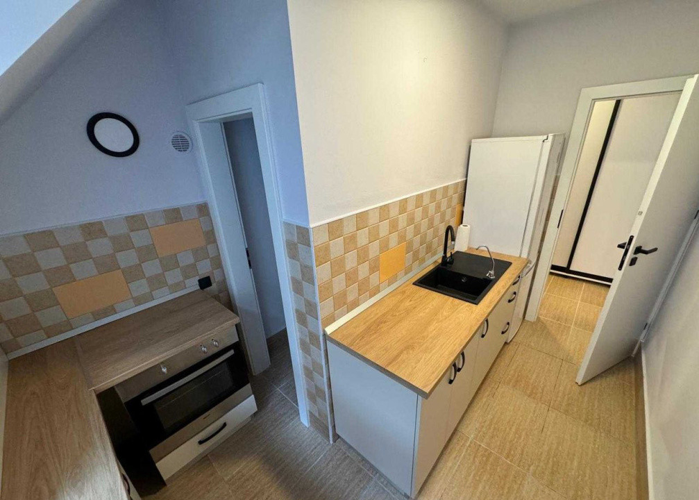 Apartament 3 Camere, 91 mp, 3 Bai, loc de parcare, zona Decebal
