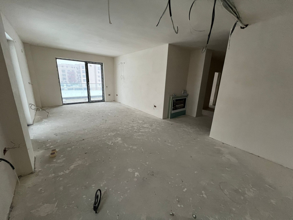 Apartament de 3 camere, 72mp utili, terasa 20mp, Zona Andrei Muresanu