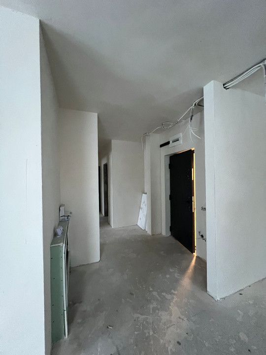 Apartament de 3 camere, 72mp utili, terasa 20mp, Zona Andrei Muresanu