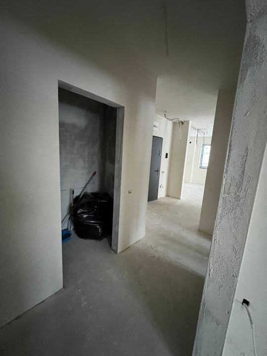 Apartament de 3 camere, 72mp utili, terasa 20mp, Zona Andrei Muresanu