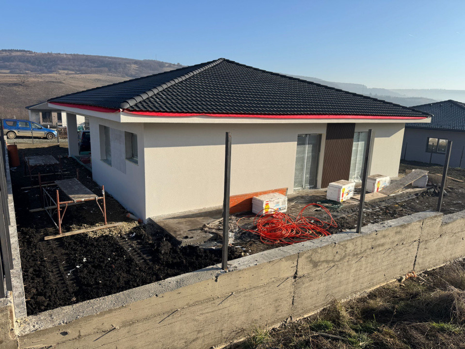 Casa pe un nivel 116mp si 650mp teren Corusu, Baciu