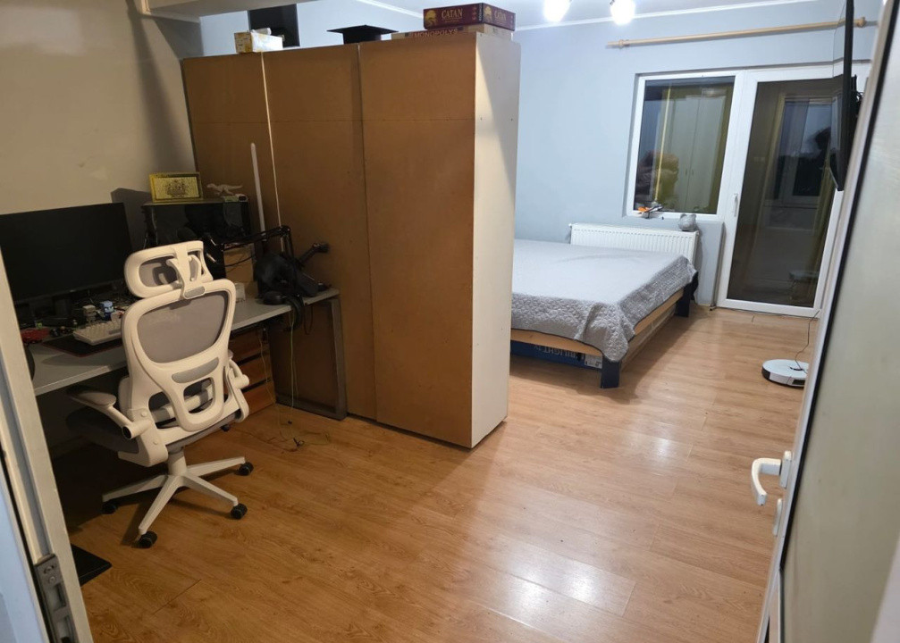 Apartament o camera, 31mp + 4mp balcon, etaj intermediar