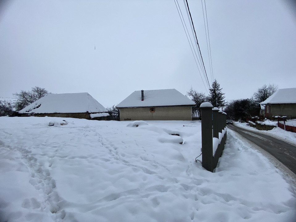 Casa de Vanzare , 2400 mp teren, Salicea 