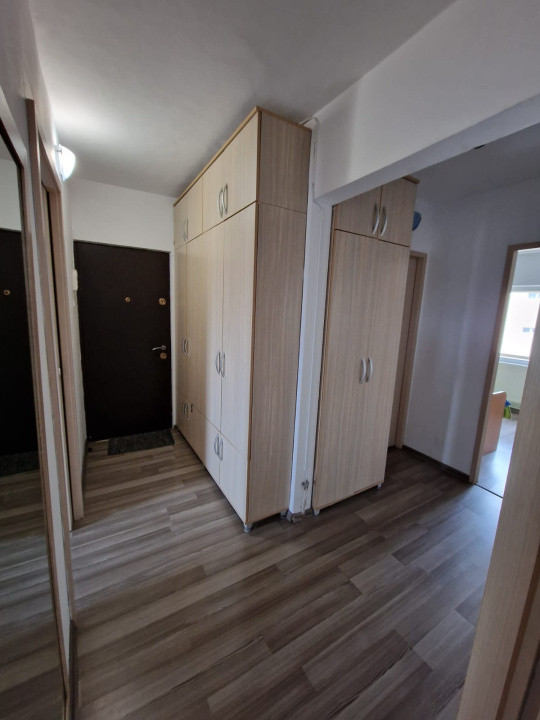 Apartament decomandat de vanzare, cu 3 camere, in Piata Zorilor, Cluj Napoca