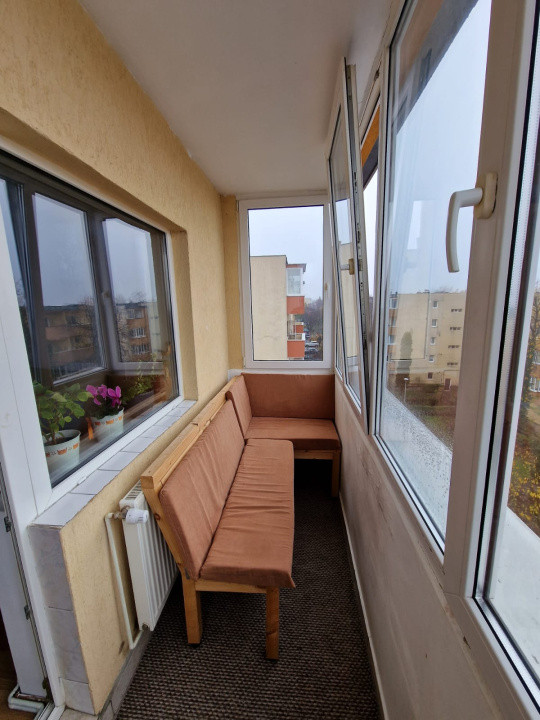 Apartament decomandat de vanzare, cu 3 camere, in Piata Zorilor, Cluj Napoca