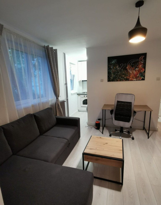 Apartament 3 camere, 38mp, posibilitate preluare chiriasi, zona Alverna