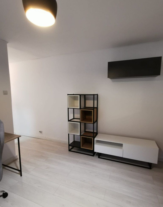 Apartament 3 camere, 38mp, posibilitate preluare chiriasi, zona Alverna