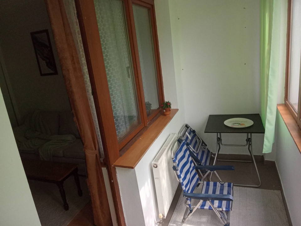 Apartament de inchiriat cu 2 camere , balcon zona Cetatea Fetei