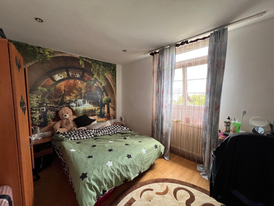 Schimb: Casa cu 3 camere plus 2 anexe, 120 MP + Teren 179 MP, Gruia