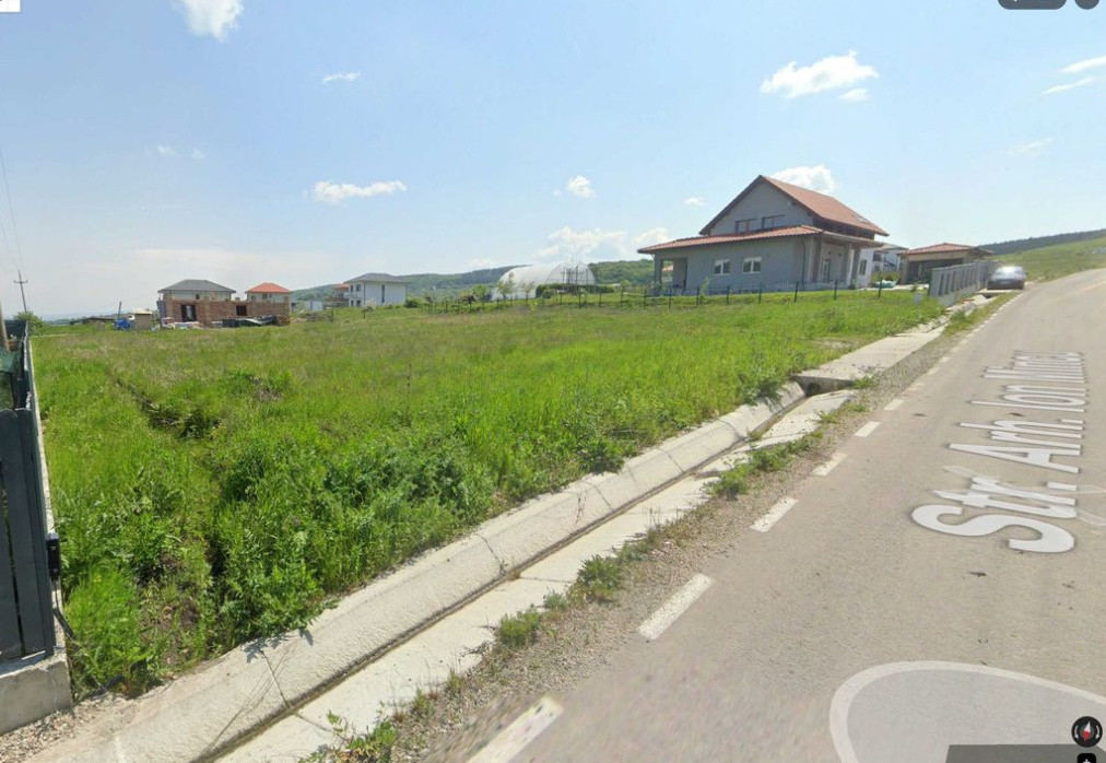 Teren Chinteni 1775 mp 38ml 