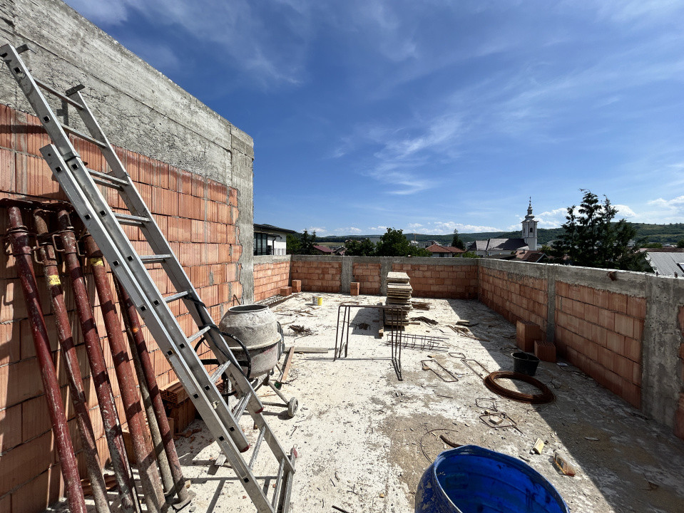 Casa individuala Floresti 132mp utili plus 60mp terasa si 300 mp teren 