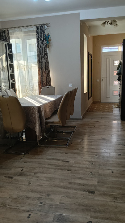 Duplex de vanzare zona Terra