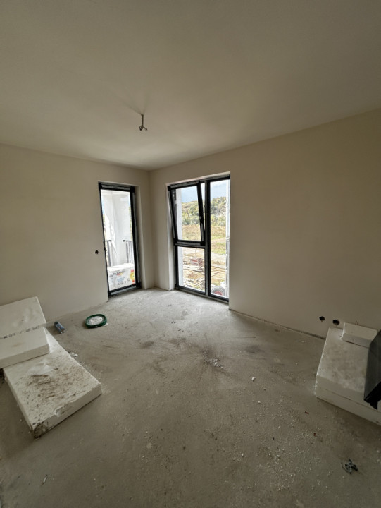 Apartament finisat cu 2  camere 40.7mp Tineretului bloc nou 